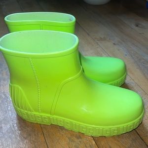 Ugg Drizlita waterproof rain boots